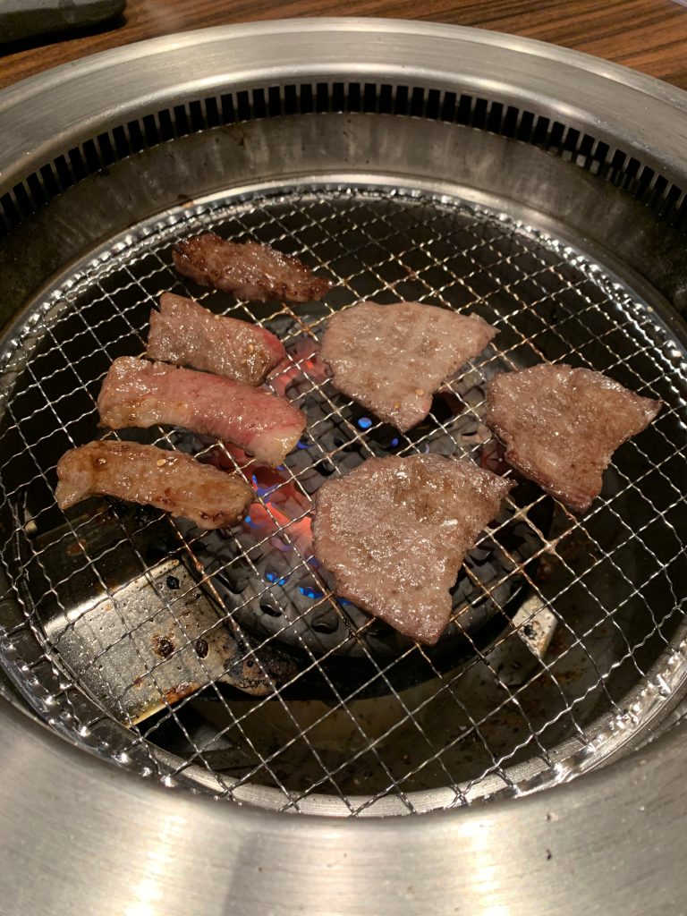 サムネイル:個室で・・・
