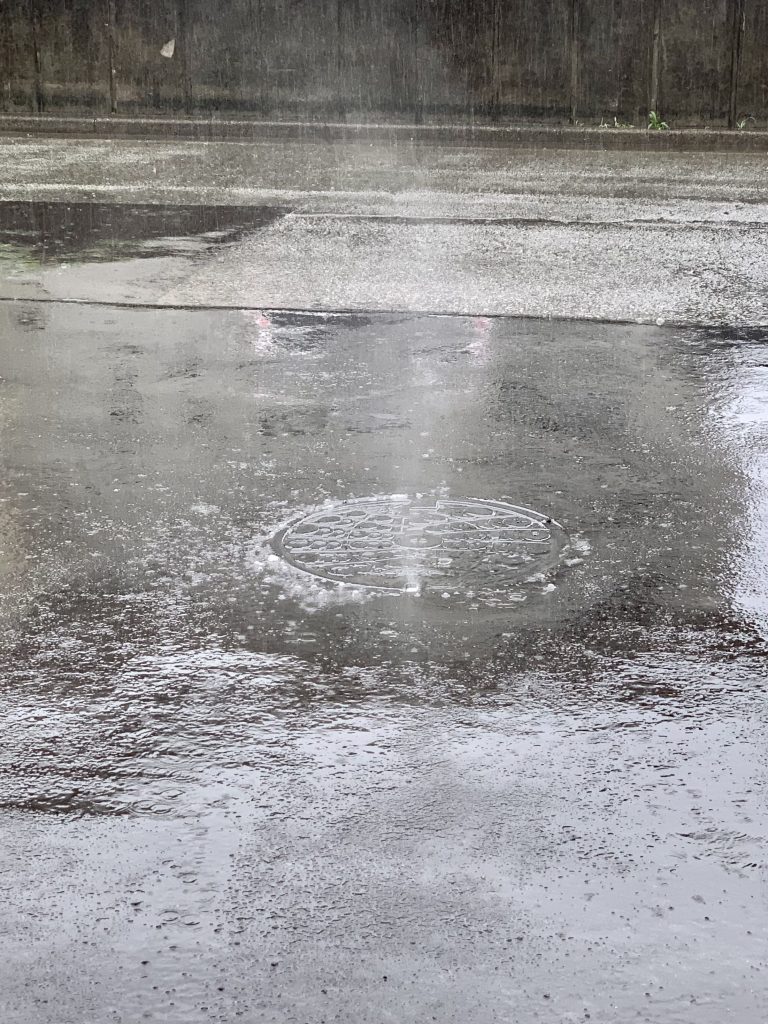サムネイル:豪雨に注意