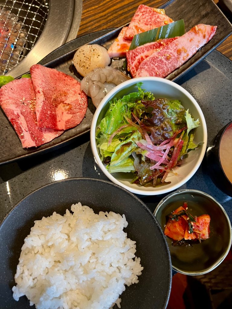 サムネイル:ランチタイムに・・・